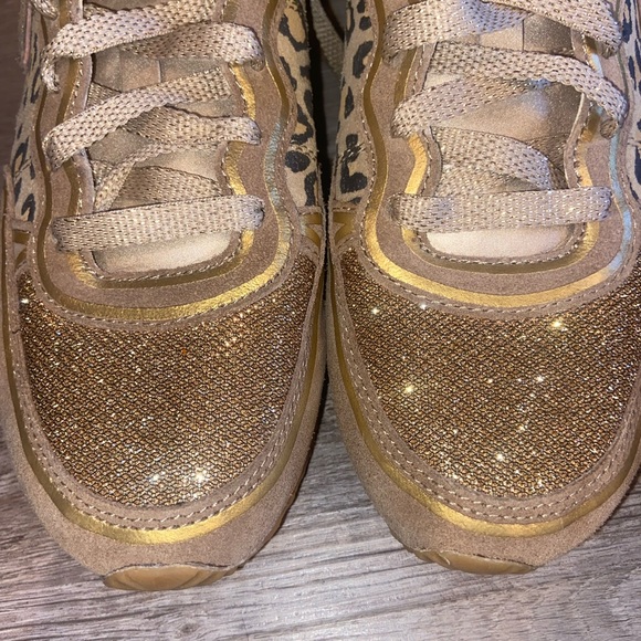 Skechers Womens Leopard Love Glitter , Suede Textiles size 7.5.    (R) - Picture 12 of 14